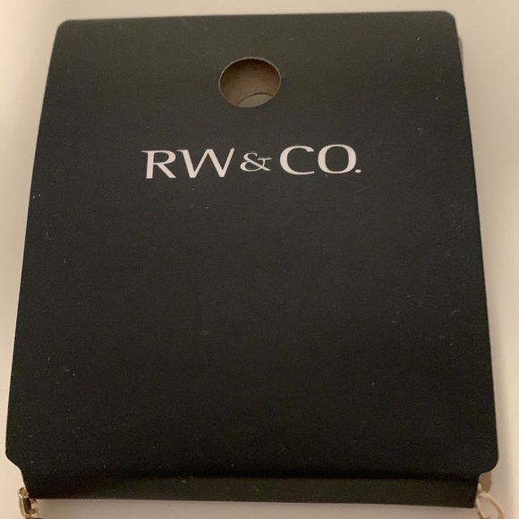 Necklace - Picture 3 of 4